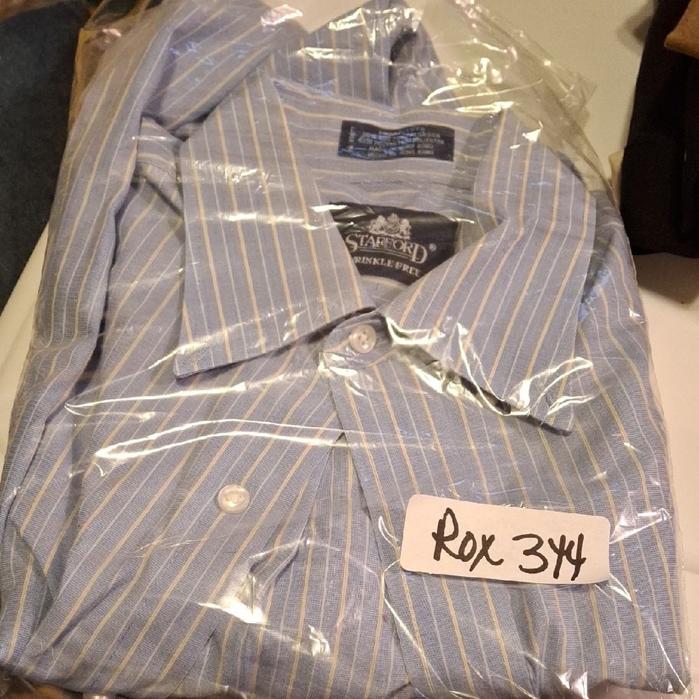 Stafford Men's Blue and White Striped Casual Shirt (Rox150)